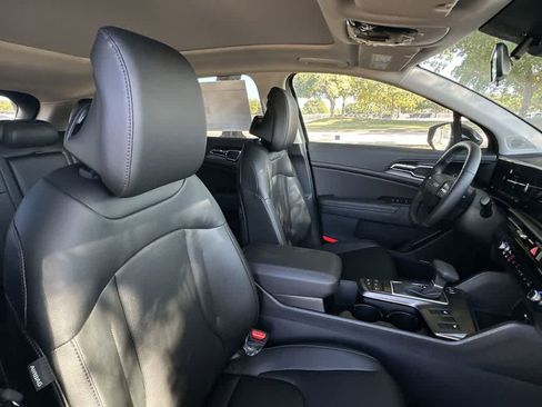 Used 2026 Kia Sportage SX FWD image 27