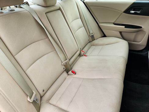 Used 2016 Honda Accord EX image 16