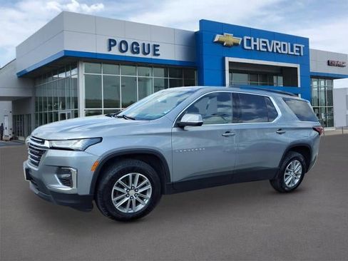 Used 2023 Chevrolet Traverse LT AWD/4WD image 4
