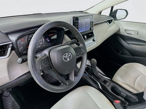 Used 2020 Toyota Corolla L image 10