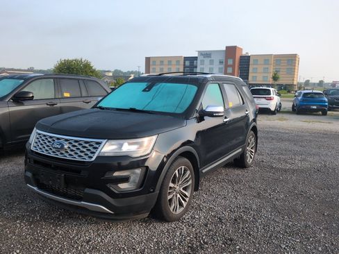 Used 2017 Ford Explorer Platinum AWD/4WD image 1