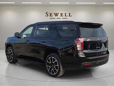Used 2021 Chevrolet Tahoe RST w/ Rear Media and Nav Package AWD/4WD image 3