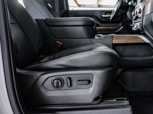 Used 2022 Chevrolet Silverado 3500 High Country image 32