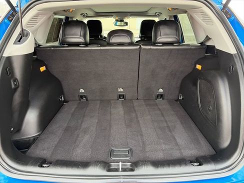 Used 2022 Jeep Compass Latitude w/ Sun and Sound Group AWD/4WD image 43