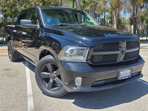 Used 2014 RAM 1500 Express w/ Black Ram 1500 Express Group RWD image 6