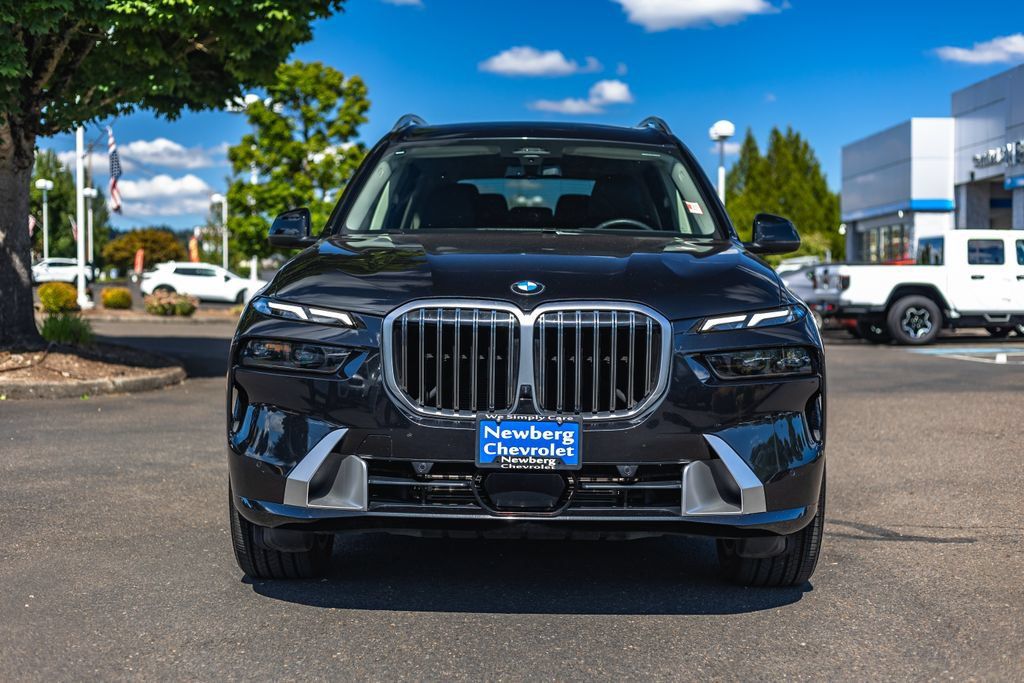 Used 2024 BMW X7 xDrive40i AWD/4WD image 6