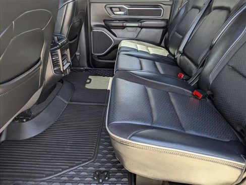 Used 2022 RAM 1500 Laramie AWD/4WD image 17