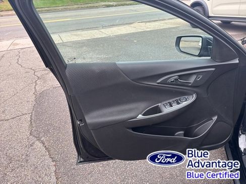 Used 2024 Chevrolet Malibu LT image 14