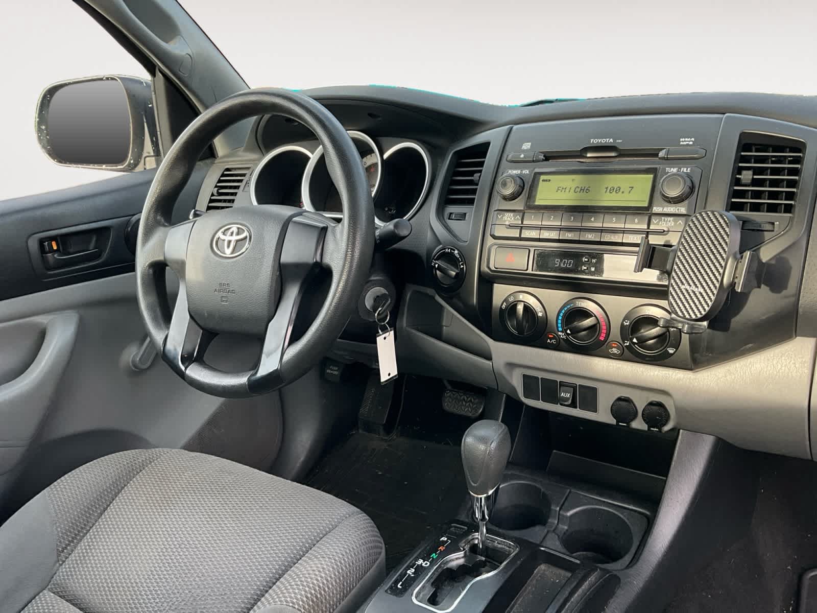 Used 2012 Toyota Tacoma 4x4 Regular Cab image 10