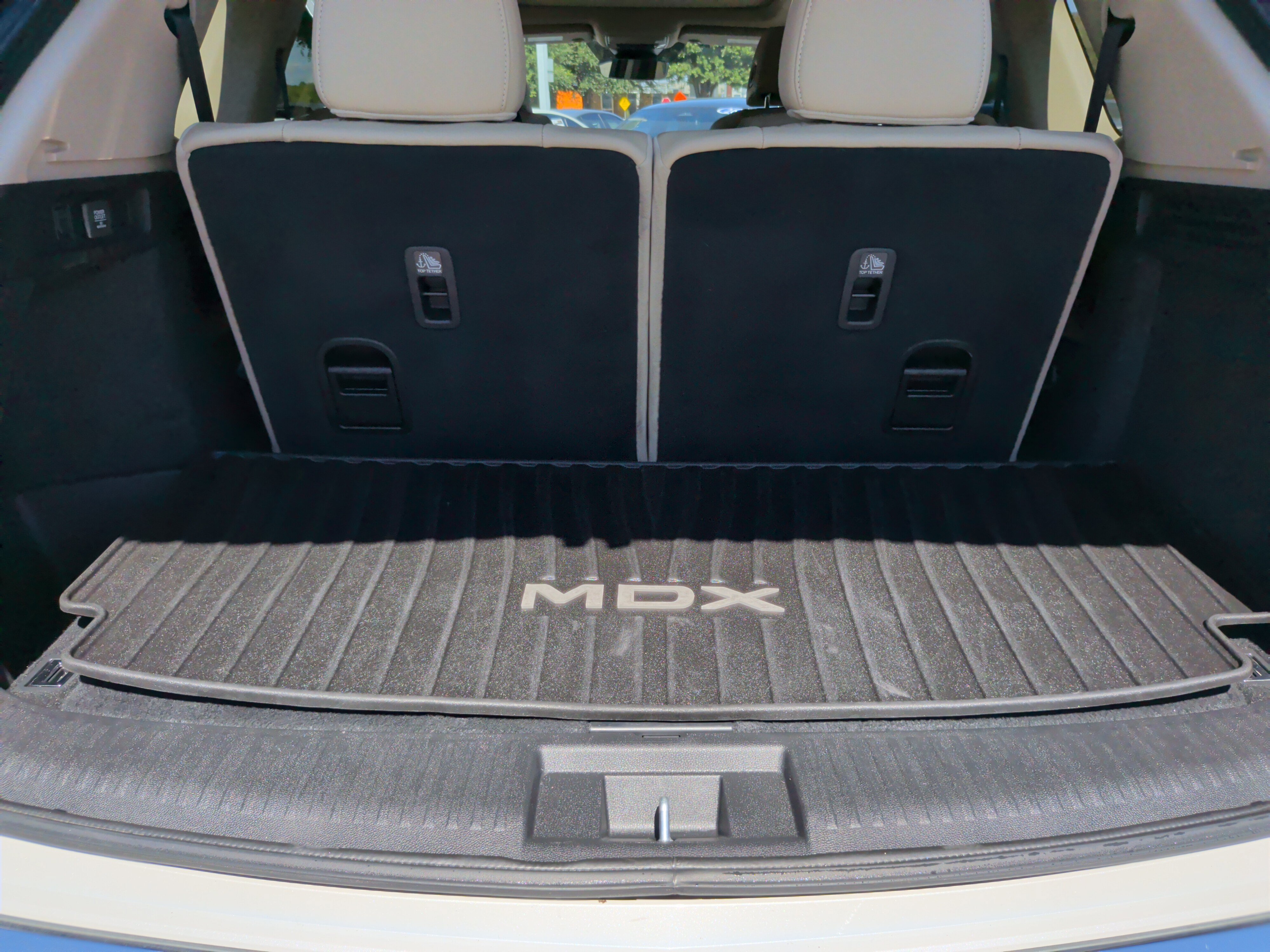 Used 2023 Acura MDX w/ Technology Package FWD image 40