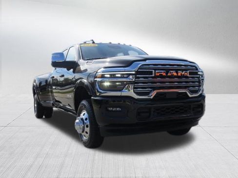 New 2026 RAM 3500 Longhorn image 10