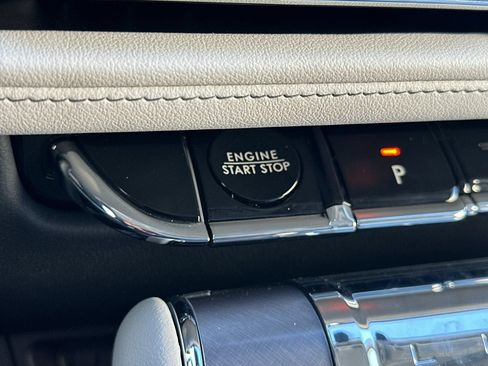 New 2026 Lincoln Aviator AWD image 23