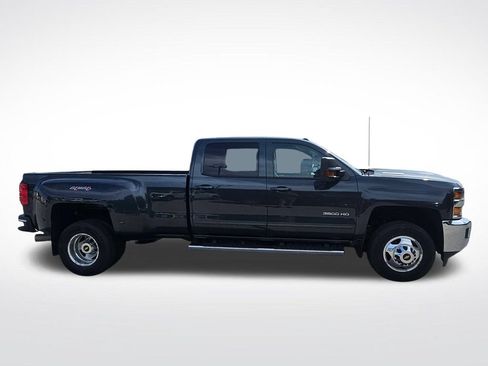 Used 2017 Chevrolet Silverado 3500 LT w/ LT Convenience Package AWD/4WD image 13