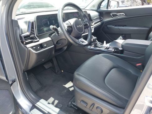 Used 2023 Kia Sportage EX FWD image 8