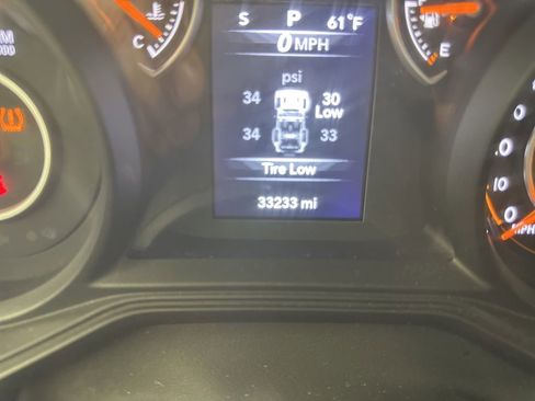 Used 2024 Jeep Wrangler Willys image 24