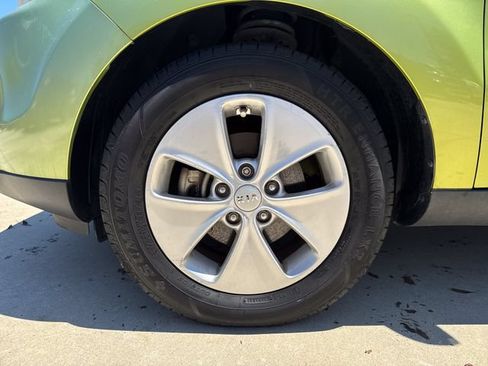 Used 2015 Kia Soul FWD image 35