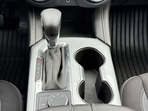 Used 2023 Chevrolet Blazer LT image 6