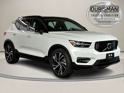 Used 2021 Volvo XC40 T5 R-Design w/ Advanced Package