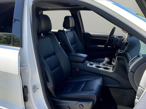 Certified 2021 Jeep Grand Cherokee Limited image 25