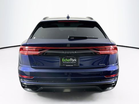 Used 2022 Audi Q8 Prestige AWD/4WD image 7
