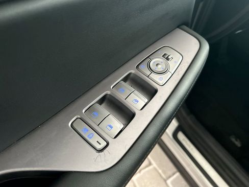 Used 2024 Hyundai Palisade Limited image 12