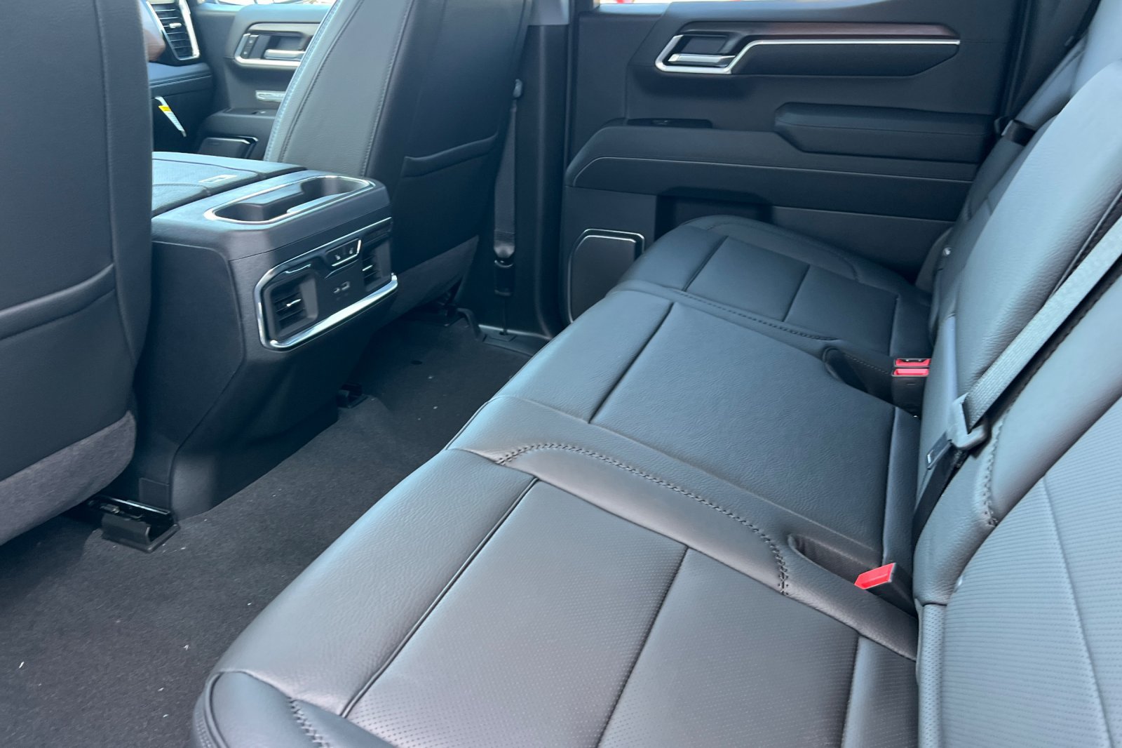 New 2026 GMC Sierra 1500 Denali AWD/4WD image 9
