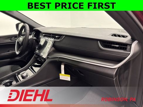 New 2026 Jeep Grand Cherokee Laredo X AWD/4WD image 16