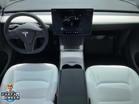 Used 2023 Tesla Model Y Long Range AWD/4WD image 44