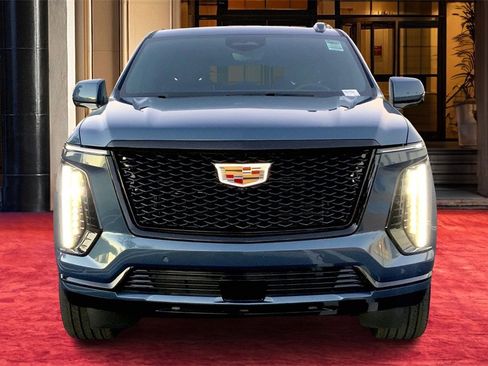 New 2026 Cadillac Escalade ESV Sport image 3