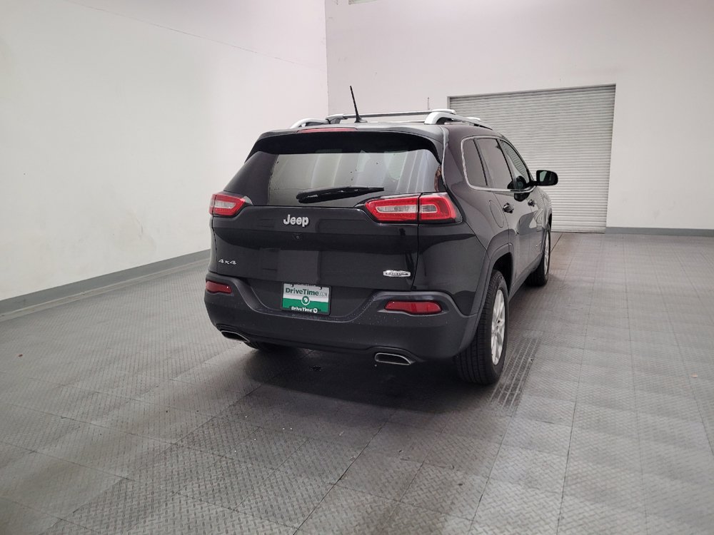 Used 2015 Jeep Cherokee Latitude w/ Cold Weather Group AWD/4WD image 7