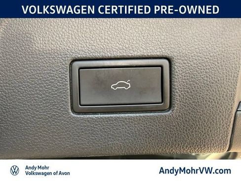 Used 2024 Volkswagen Atlas SEL Premium R-Line AWD/4WD image 11