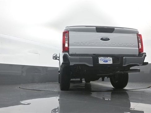New 2026 Ford F250 XLT image 28