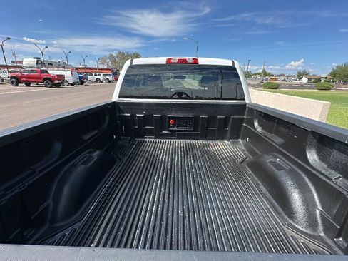 Used 2018 GMC Sierra 1500 SLE w/ SLE Value Package RWD image 4