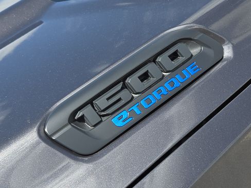 New 2026 RAM 1500 Lone Star AWD/4WD image 8