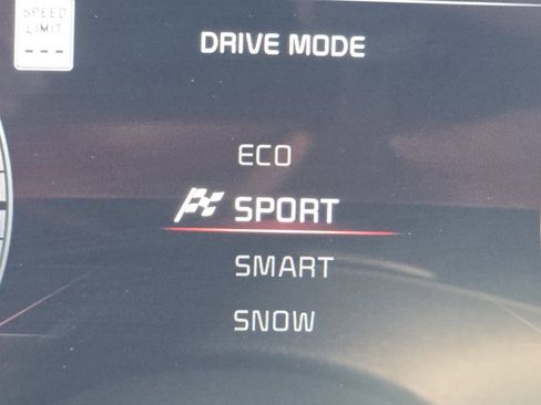 Used 2025 Kia Sportage X-Line Prestige image 33