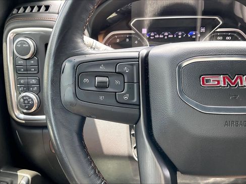 Used 2021 GMC Sierra 1500 AT4 w/ AT4 Premium Package AWD/4WD image 18