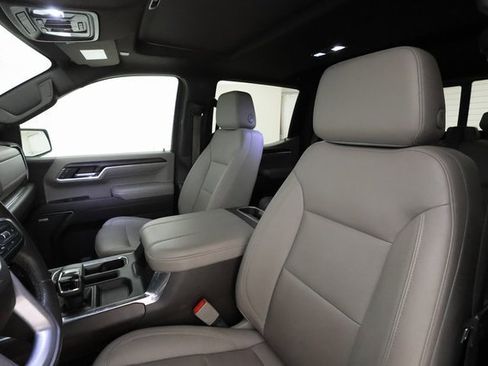 Used 2023 GMC Sierra 1500 SLT w/ SLT Premium Package image 10