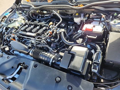 Used 2018 Honda Civic EX image 15