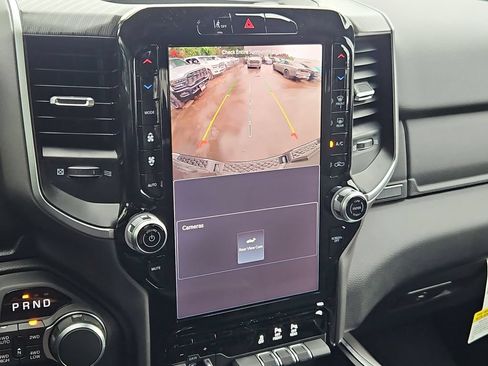 New 2026 RAM 1500 4x4 Crew Cab image 24