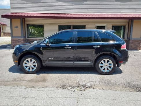 Used 2009 Lincoln MKX 2WD image 1