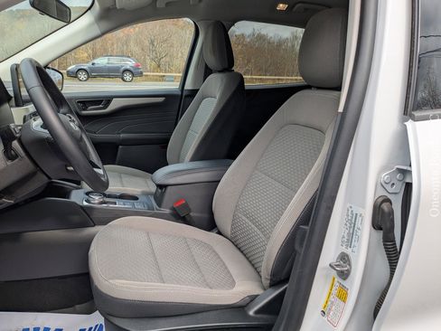 Used 2022 Ford Escape SE w/ Convenience Package image 21