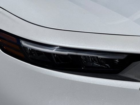 Used 2023 Honda Accord LX image 10