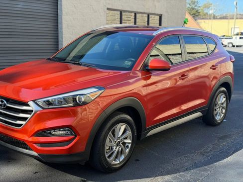 Used 2017 Hyundai Tucson SE FWD image 42