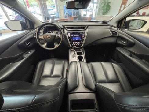 Used 2023 Nissan Murano SV AWD/4WD image 11