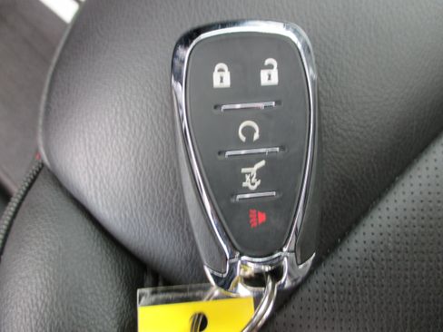 Used 2023 Chevrolet Traverse RS AWD/4WD image 33