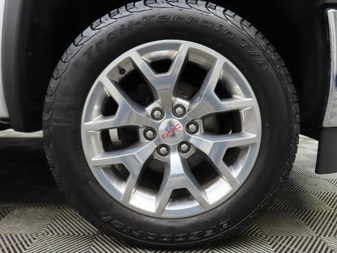 Used 2018 GMC Sierra 1500 SLT w/ SLT Premium Package image 8