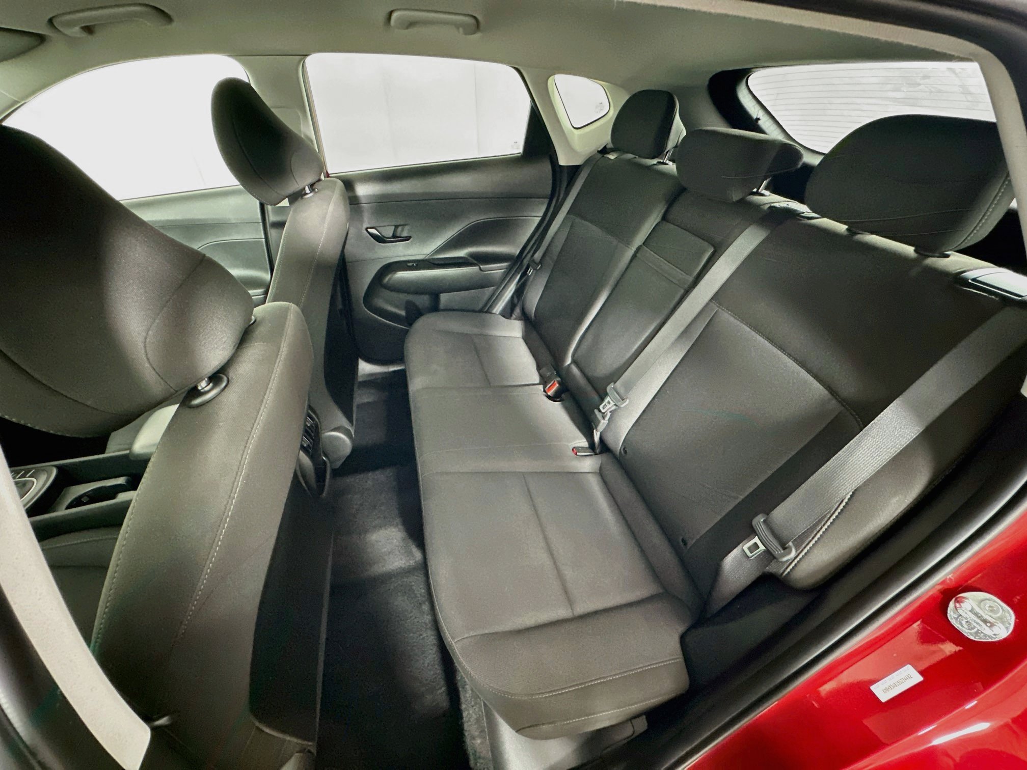 Used 2025 Hyundai Kona SEL FWD image 26