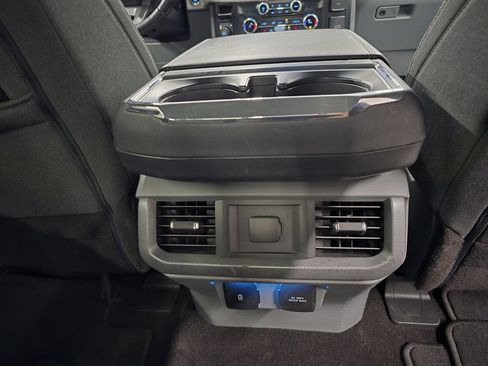 Used 2022 Ford F150 XLT w/ Equipment Group 302A High image 40