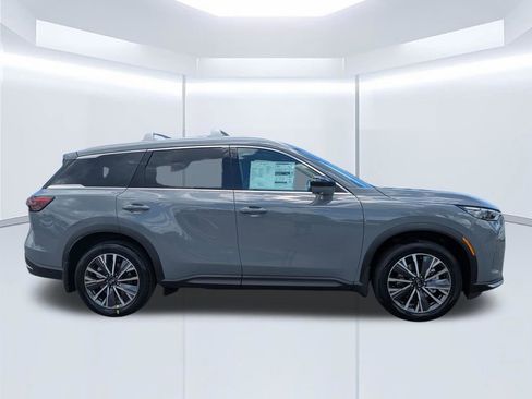 New 2027 INFINITI QX60 Luxe w/ Family Package FWD image 8