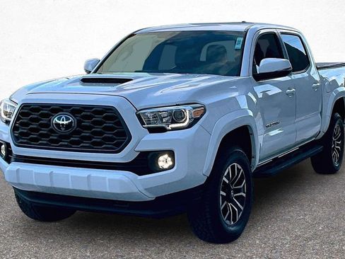 Certified 2020 Toyota Tacoma TRD Sport w/ TRD Premium Sport Package image 3